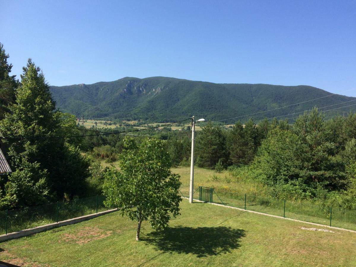 Holiday House Kora Korenica Exterior photo